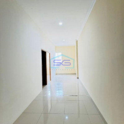 Disewakan Ruko di Jakarta Barat Bangunan 3,5 Lantai LB 250m2