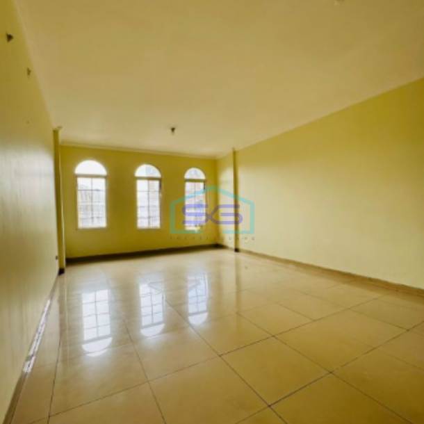 Disewakan Ruko Sentra Niaga Jakarta Barat LB 250m2 Bangunan 3,5 Lantai Siap Huni-4