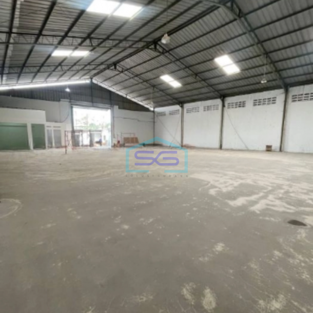 Disewakan Gudang di Cipondoh Tangerang Parkiran Besar LT 1600m2-1
