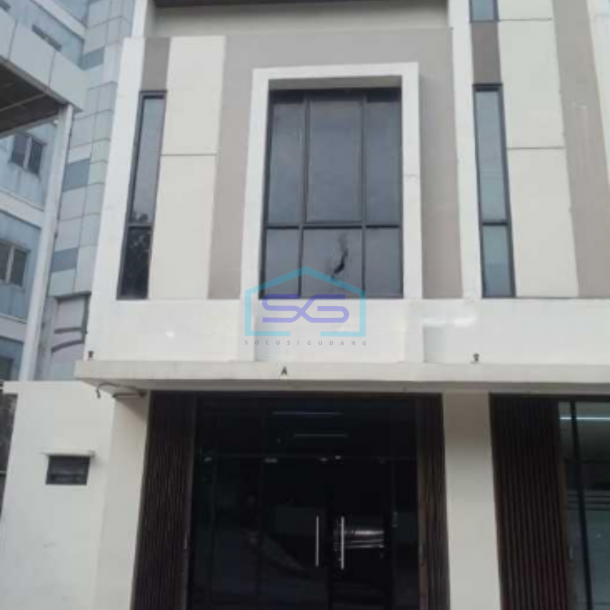 Disewakan Ruko Siap Huni di Pondok Indah Jakarta Selatan Luas Bangunan 290m2-1
