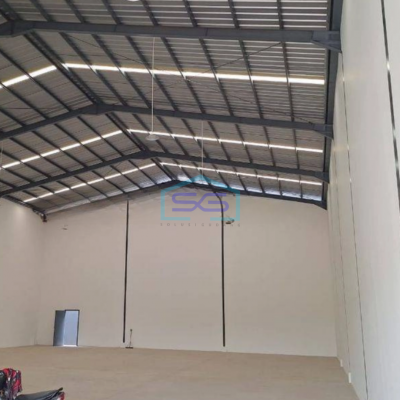 Disewakan Gudang di Pergudangan Blessindo, Legok. Gudang Baru Dan Rapi