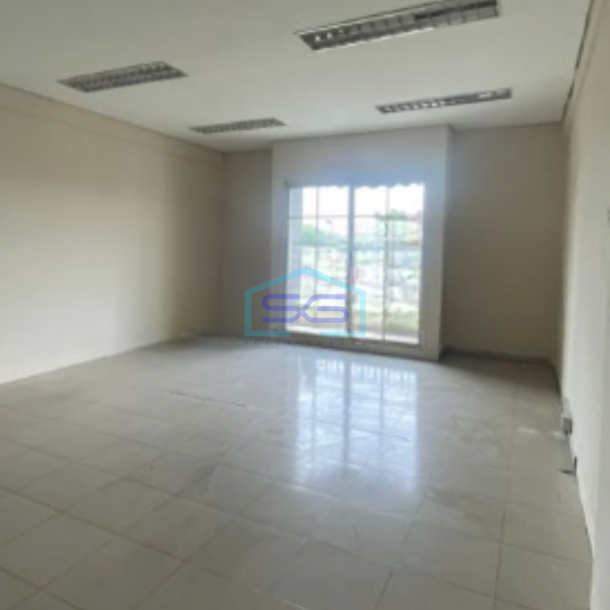 Disewakan Ruko Luas Bangunan 290 m² Lokasi Bebas Banjir di Jakarta Selatan-3