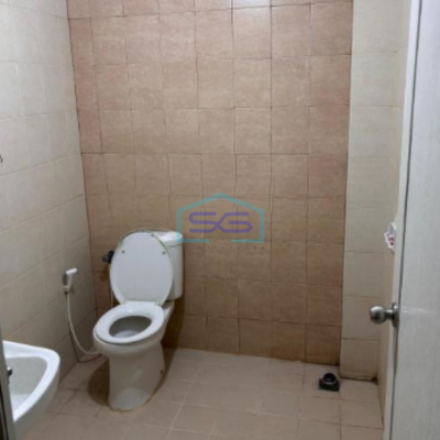 Dijual Ruko Siap Huni Luas Bangunan  236 m² Lokasi di Jakarta Barat