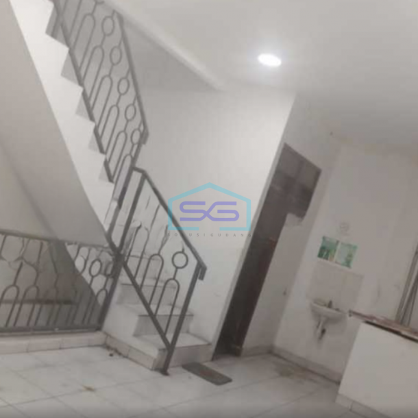 Disewakan Ruko Luas Bangunan  680 m² Lokasi Bebas Banjir di Jakarta Utara-3