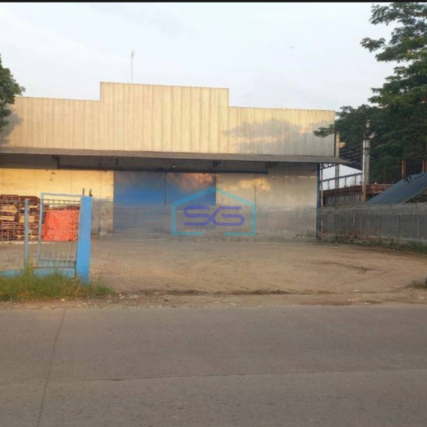 Disewakan Gudang di Cikarang Selatan Luas Tanah 2400 m²-3