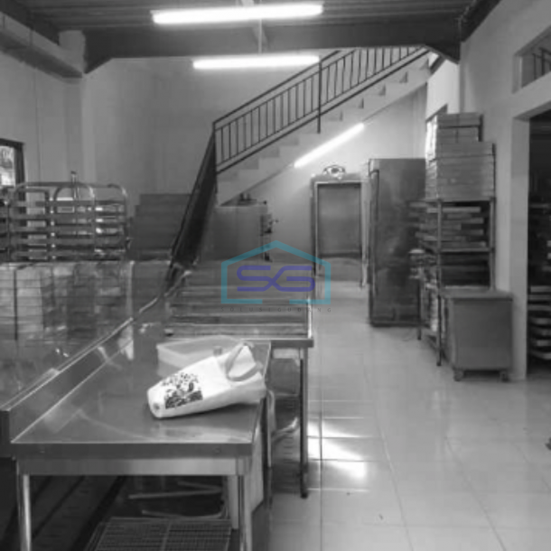 Dijual Gudang Bebas Banjir Luas Bangunan  800 m² Lokasi di Tangerang-2