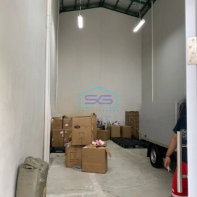 Dijual Gudang Luas Tanah  140 m² Lokasi Bebas Banjir di Jakarta Barat