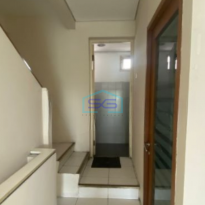 Dijual Ruko Lokasi Strategis Luas Bangunan  290 m²  di Jakarta Selatan