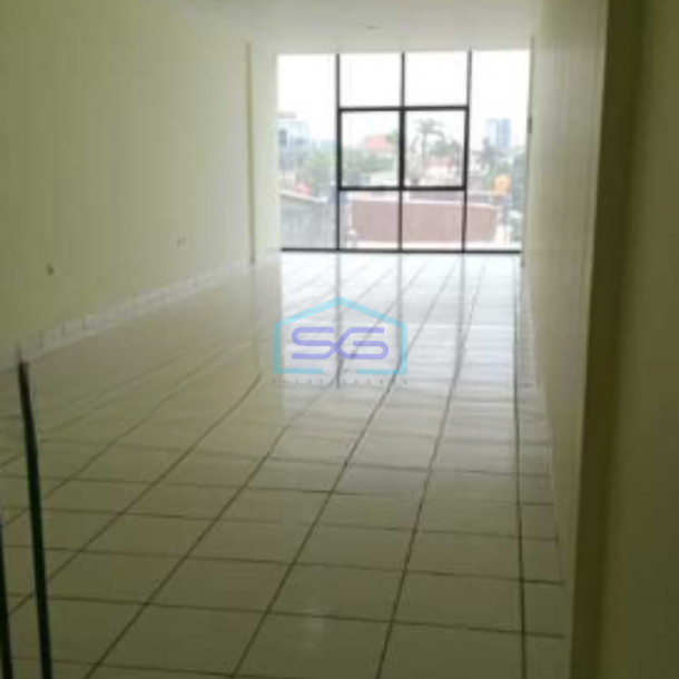 Dijual Ruko 3 Lantai Luas Bangunan 140 m² Lokasi di Jakarta Barat-2