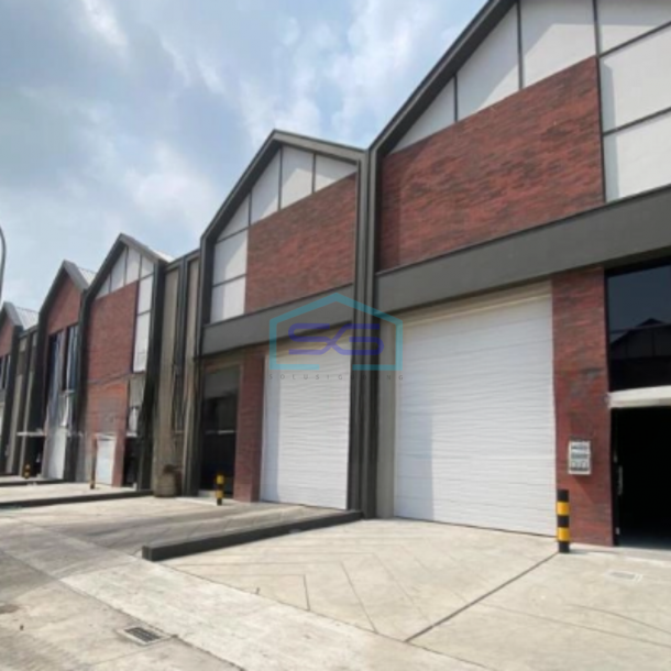 Disewakan Gudang Luas Bangunan 241 m² Lokasi Bebas Banjir di Jakarta Utara-1