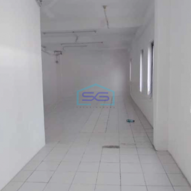 Dijual Gudang Ada Kantor Luas Tanah  162 m² Lokasi Bebas Banjir di PIK Jakarta Utara-3