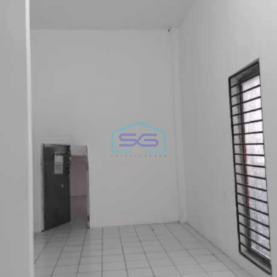 Dijual Gudang Ada Kantor Luas Tanah  162 m² Lokasi Bebas Banjir di PIK Jakarta Utara