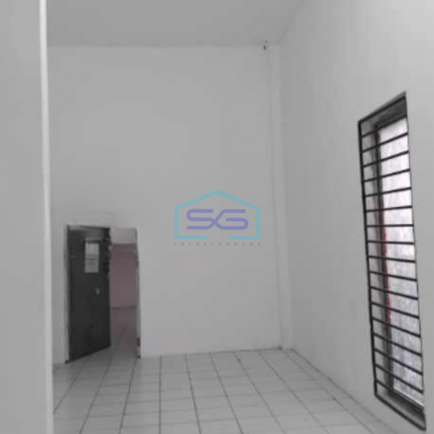 Dijual Gudang Ada Kantor Luas Tanah  162 m² Lokasi Bebas Banjir di PIK Jakarta Utara-2