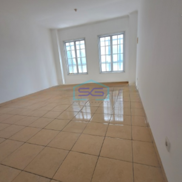 Dijual Ruko Lokasi Strategis Luas Tanah  134 m² Lokasi di Tangerang-2