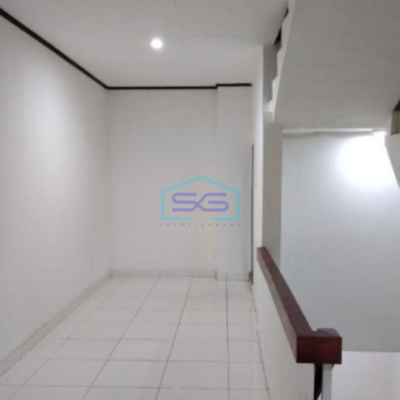 Disewakan Ruko Lokasi Pinggir Jalan Jakarta Pusat Luas Tanah 105 m²