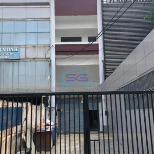 Disewakan Ruko Pinggir Jalan di Jakarta Pusat Luas Bangunan 255 m²-1