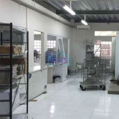 Dijual Gudang Luas Bangunan 800 m² Lokasi Bebas Banjir di Tangerang