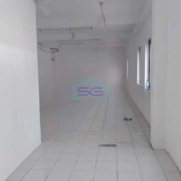 Dijual Gudang Ada Kantor Luas Bangunan  265 m² Lokasi di Jakarta Utara-3