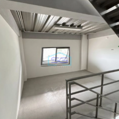 Disewakan Gudang Lokasi Bebas Banjir Luas Bangunan  230 m² di Tangerang