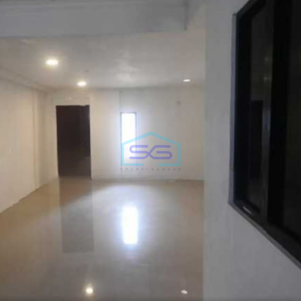 Disewakan Ruko Luas Tanah 100 m² Lokasi Bebas Banjir di Jakarta Utara-1