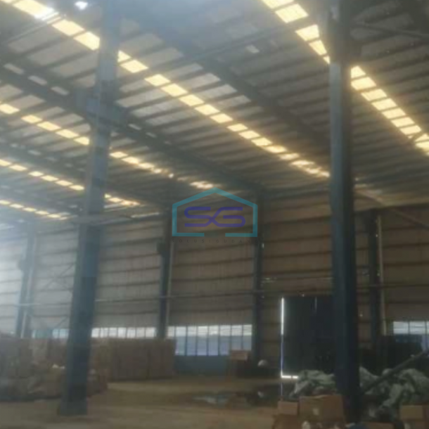 Dijual Gudang Luas Bangunan 5000 m² Lokasi Siap Huni di Jakarta Barat-1