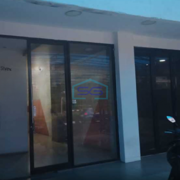 Disewakan Ruko Luas Tanah 200 m² Lokasi Bebas Banjir Siap Huni di Jakarta Utara-1