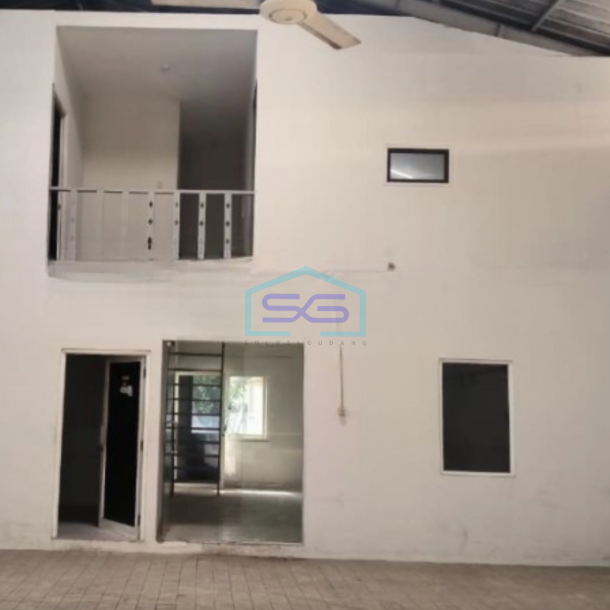 Disewakan Gudang Luas Tanah 1100 m² Lokasi Bebas Banjir Siap Huni di Tangerang-2