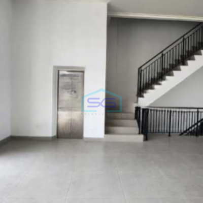 Disewakan Ruko 3 Lantai Luas Tanah  120 m² Lokasi Bebas Banjir di Jakarta Utara