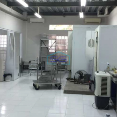 Dijual Gudang Luas Tanah  800 m² Lokasi Bebas Banjir di Tangerang