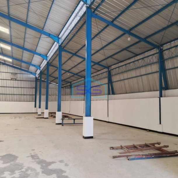 Disewakan Gudang di Cipondoh Tangerang Laus Bangunan  1200 m²-1