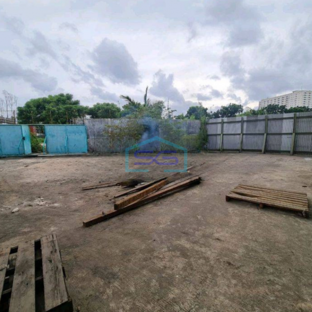Dijual Gudang di Jalan Pluit Raya Pergudangan Pinggir Jalan Luas Tanah 8310 m²-1