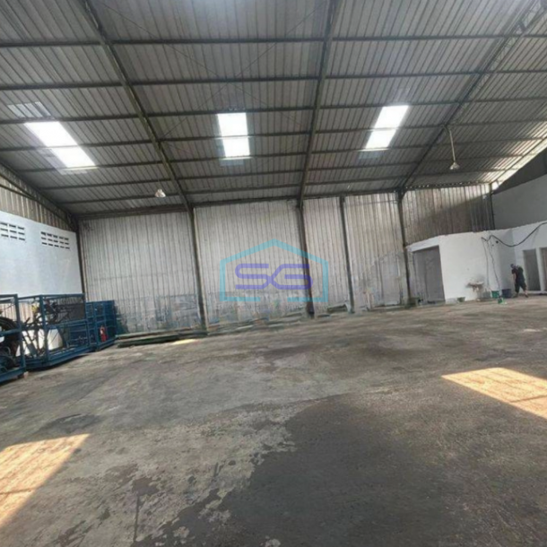Disewakan Gudang Akses Container 40 Feet di Cipondoh Tangerang Luas Tanah  500 m²-2