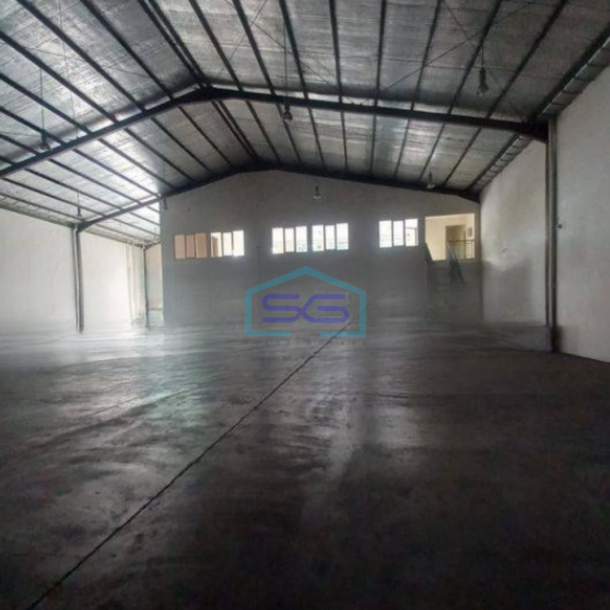 Disewakan Gudang di Delta Silicon Cikarang Luas Bangunan  2600 m²-2