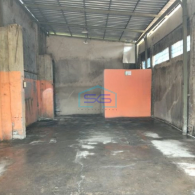 Disewakan Ruang Usaha Di Cikarang Timur Bekasi Sertifikat SHM LB 300m2