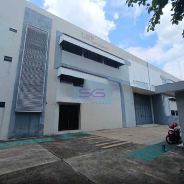 Disewakan Gudang Delta Silicon 3 Dengan Hoistcrane Cikarang Bekasi LB 1440m2-1