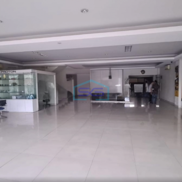 Dijual Gedung Ruang Usaha Ex Showroom Mobil Di Depok LT 1354m2-7