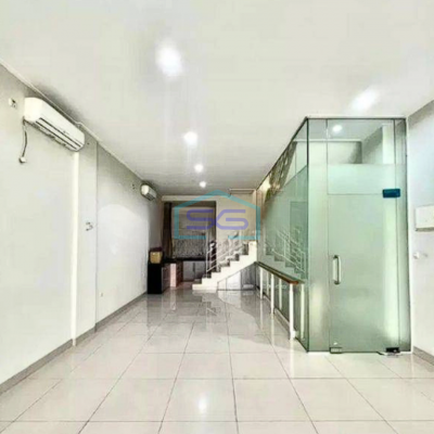 Disewakan Ruko Siap Pakai di Cideng Tanah Abang Jakarta Pusat Luas Bangunan 420m2