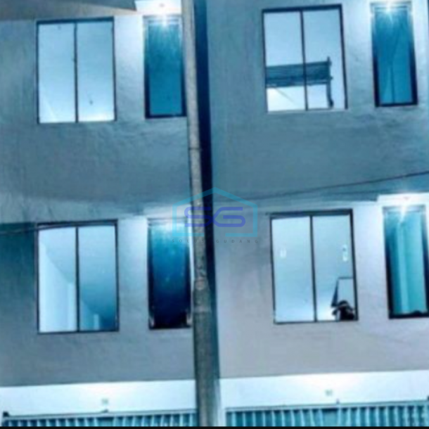Dijual Ruko 3 Lantai Luas Bangunan  202 m² Lokasi Surabaya Jawa Timur-1