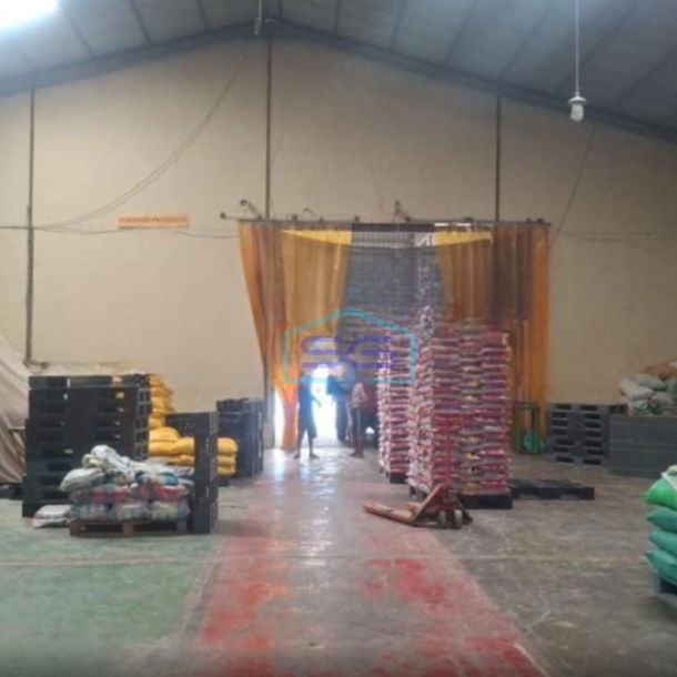 Dijual Gudang Ada Kantor Luas Bangunan  800 m²  Lokasi Benowo Surabaya-3