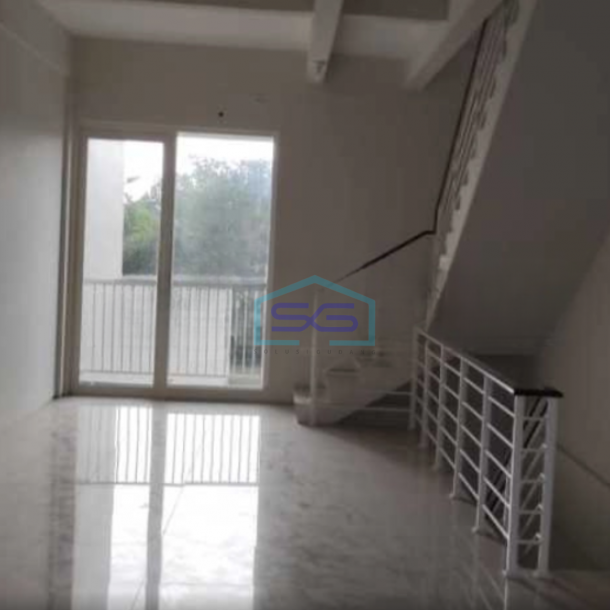 Dijual Ruko Luas Bangunan  154 m² Lokasi di Surabaya-2