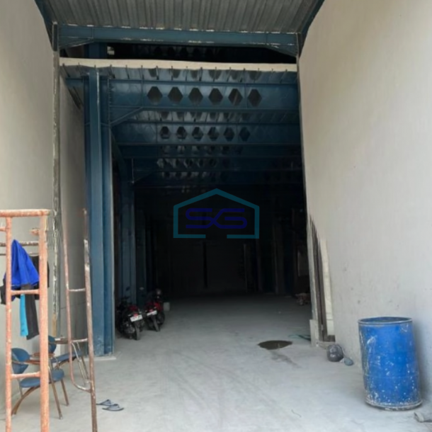 Disewakan Gudang Ada Lift Barang Luas Tanah  360 m² di Daan Mogot Tangerang-3