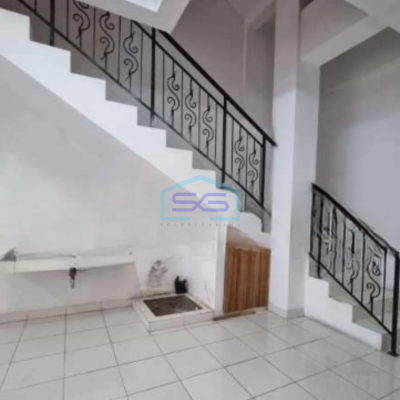 Disewakan Ruko Luas Bangunan  300 m² Lokasi Tanjung Duren Jakarta Barat