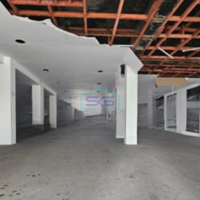 Dijual Cepat Tanah Lokasi Strategis Luas 2180 m² di S Parman Jakarta Barat