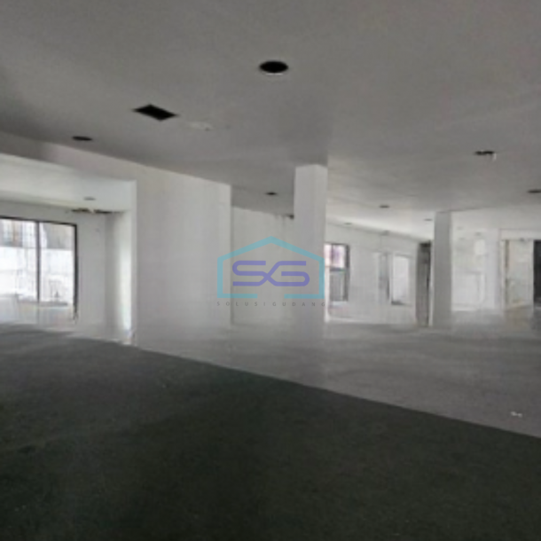 Dijual Cepat Tanah Lokasi Strategis Luas 2180 m² di S Parman Jakarta Barat-1