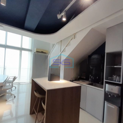Disewakan Kantor Luas Bangunan 129 m² Lokasi Startegis di Tanjung Duren Jakarta Barat