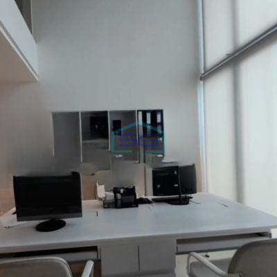 Disewakan Kantor Luas Bangunan 129 m² Lokasi Startegis di Tanjung Duren Jakarta Barat