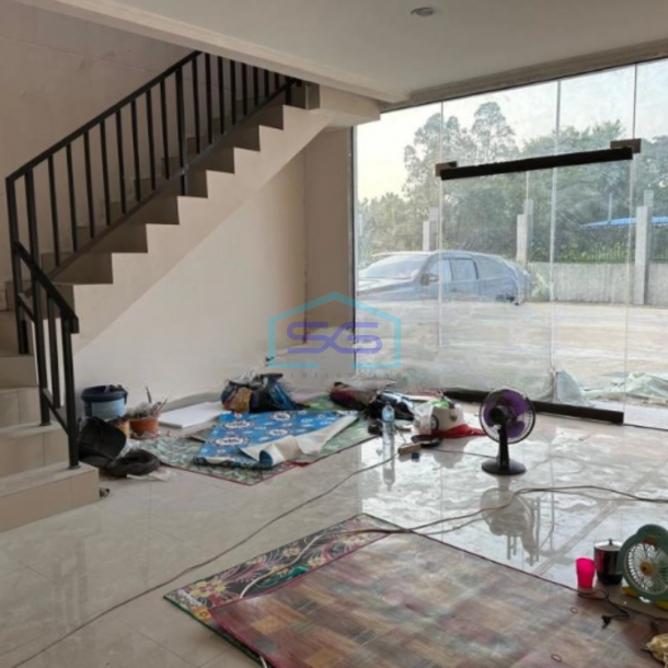 Disewakan Ruko Ada Lift Barang Lokasi Daan Mogot Jakarta Barat Bangunan  Baru-3