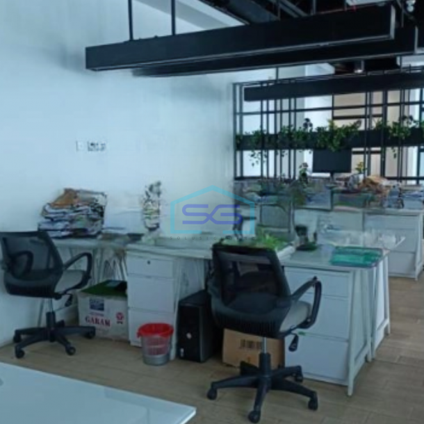 Disewakan Kantor Luas Bangunan 175 m² Lokasi Strategis di Tanjung Duren Jakarta Barat-3