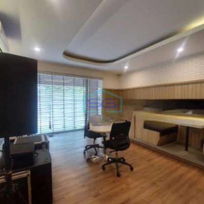 Disewakan Ruko Lokasi Startegis Luas Bangunan 300 m² Lokasi Tanjung Duren Jakarta Barat