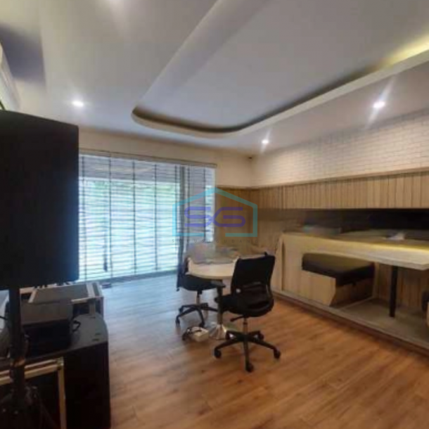 Disewakan Ruko Lokasi Startegis Luas Bangunan 300 m² Lokasi Tanjung Duren Jakarta Barat-3